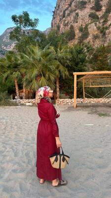 Mahza 1108 Pamuklu Kumaş Yan Bağlama Detaylı Önden Düğmeli Elbise Bordo - 5