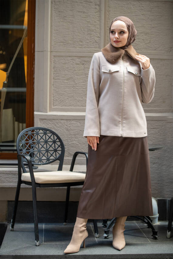  Mahza Yeni Sezon Kaşe Kumaş Yakası Kürklü Astarlı Fermuarlı 65 cm Ceket 7661 Açıkkahve - 2